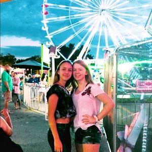 Meet your Posher, Hope